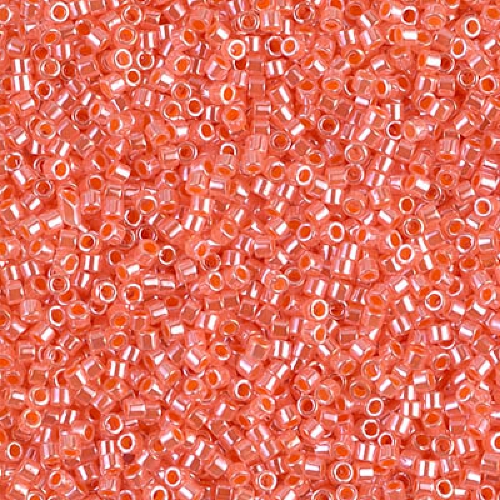 DB0235 Lined Crystal Salmon Luster, 5g