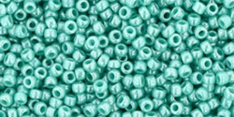 TR-15-132 Opaque-Lustered Turquoise, 5g